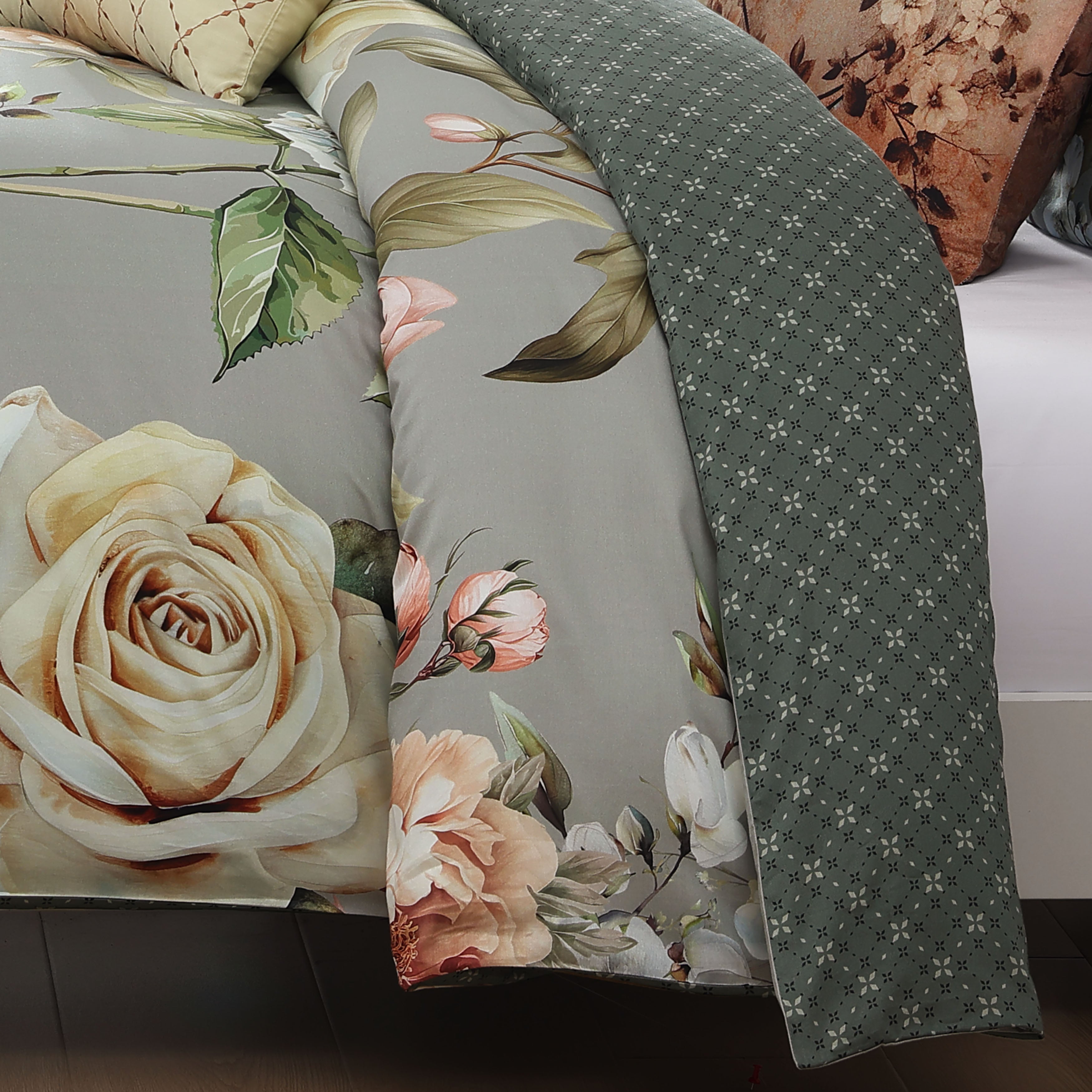 Bebejan Whispering Willows 5 Piece Reversible Comforter Set