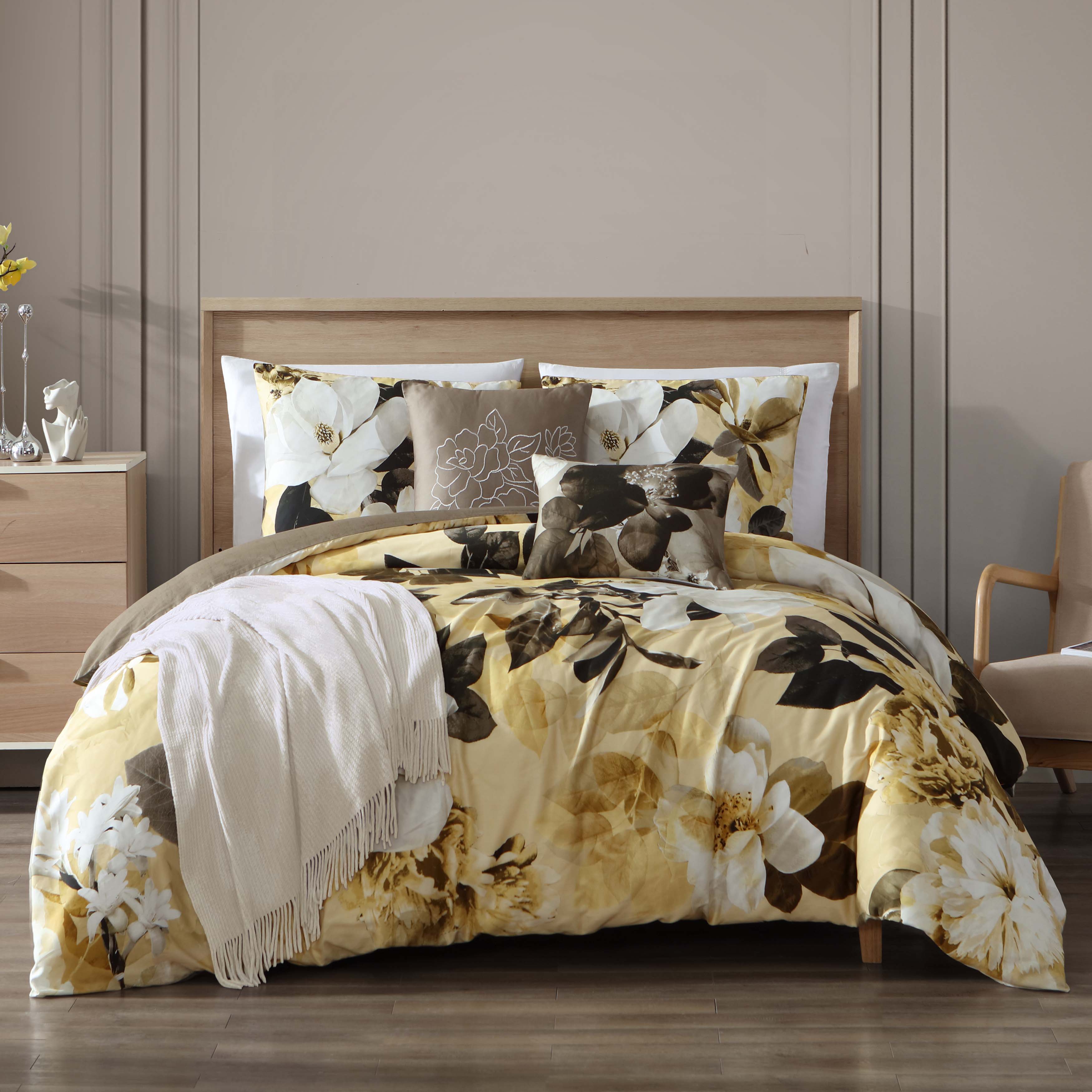 Bebejan Chenille Throw