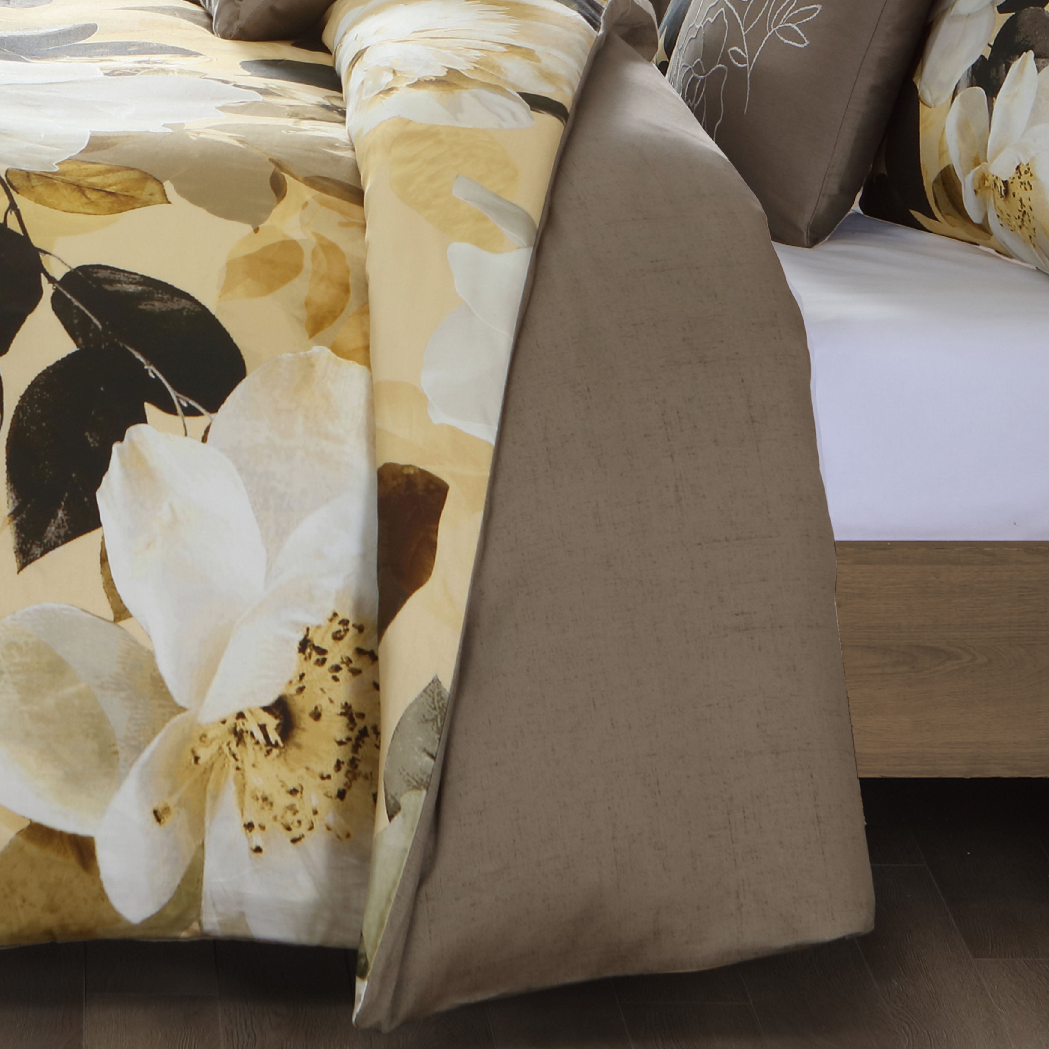 Bebejan Zayra 5 Piece Reversible Comforter Set