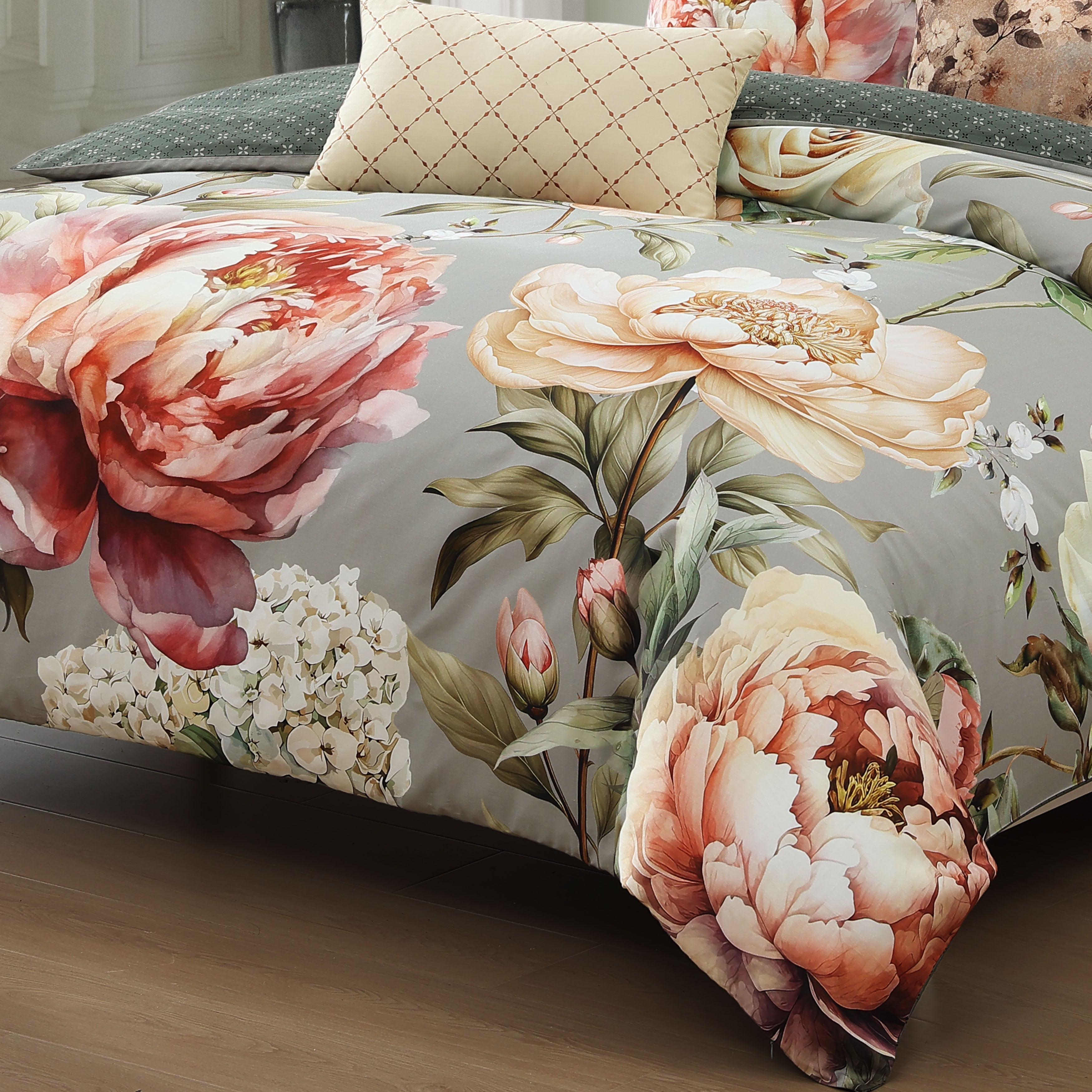 Bebejan Whispering Willows 5 Piece Reversible Comforter Set